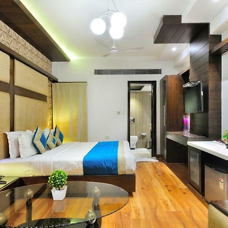 The Pearl Hotel New Delhi Extérieur photo