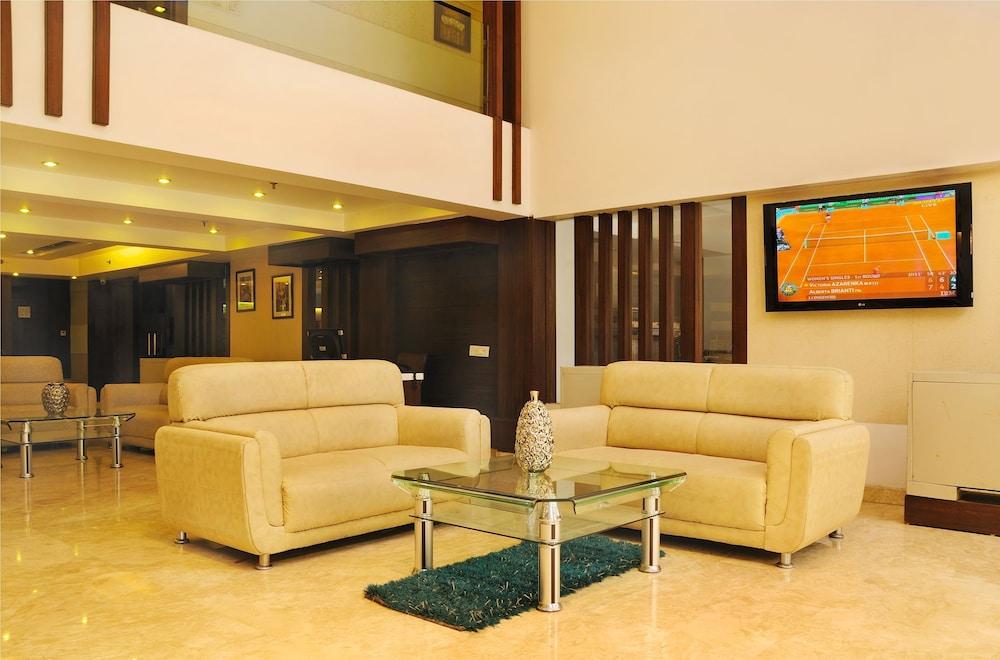 The Pearl Hotel New Delhi Extérieur photo