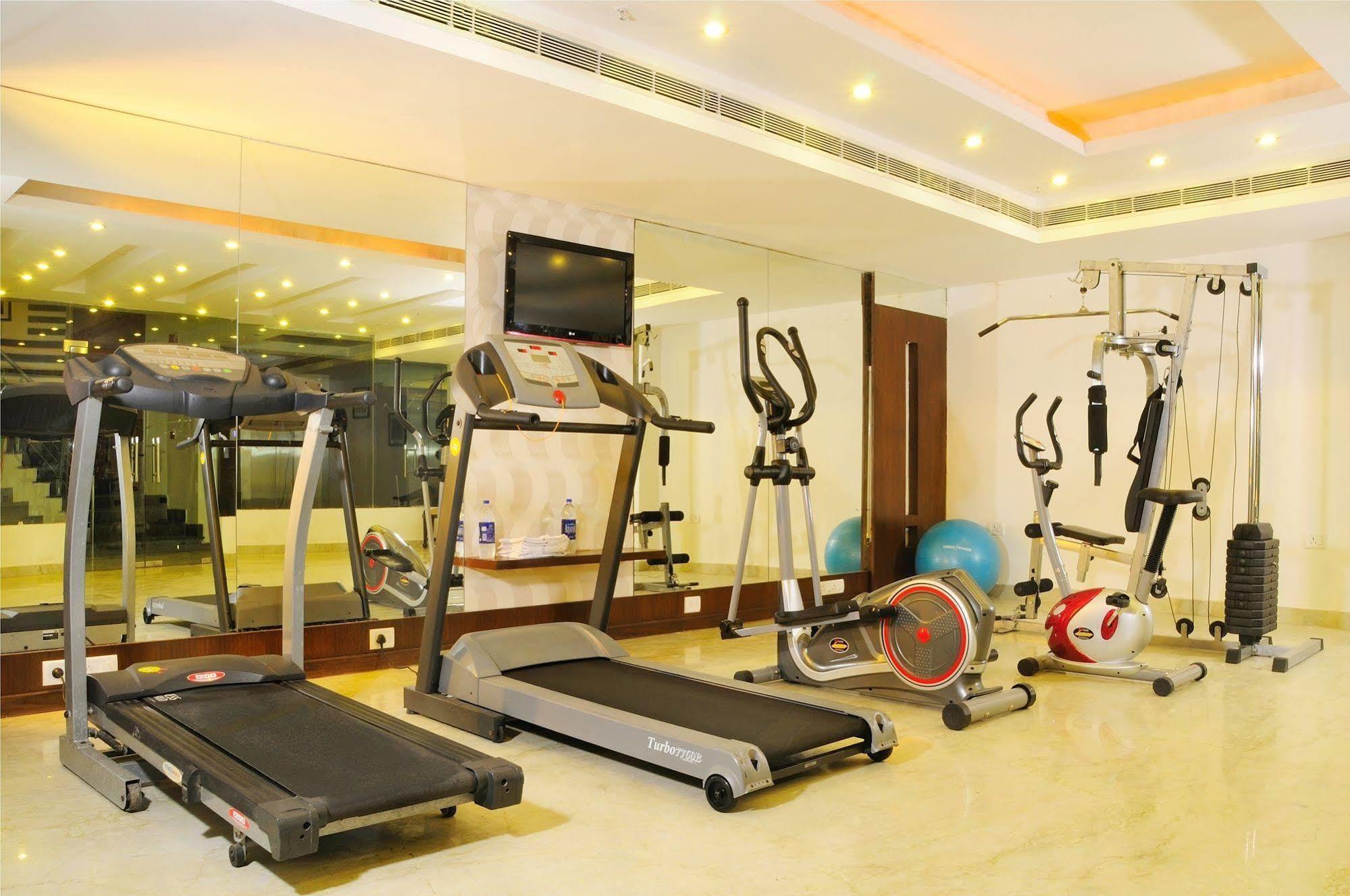 The Pearl Hotel New Delhi Extérieur photo
