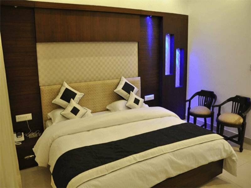 The Pearl Hotel New Delhi Extérieur photo