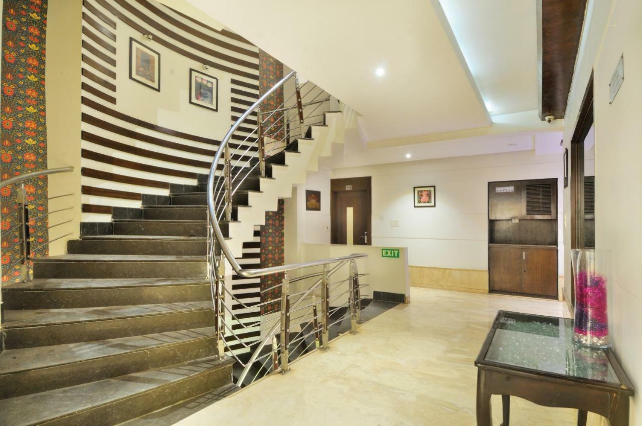 The Pearl Hotel New Delhi Extérieur photo