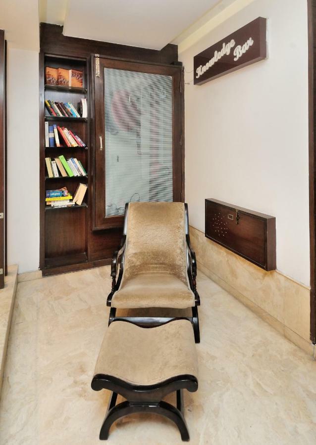 The Pearl Hotel New Delhi Extérieur photo