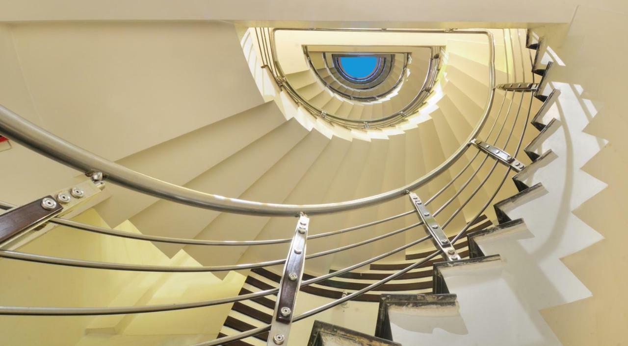 The Pearl Hotel New Delhi Extérieur photo