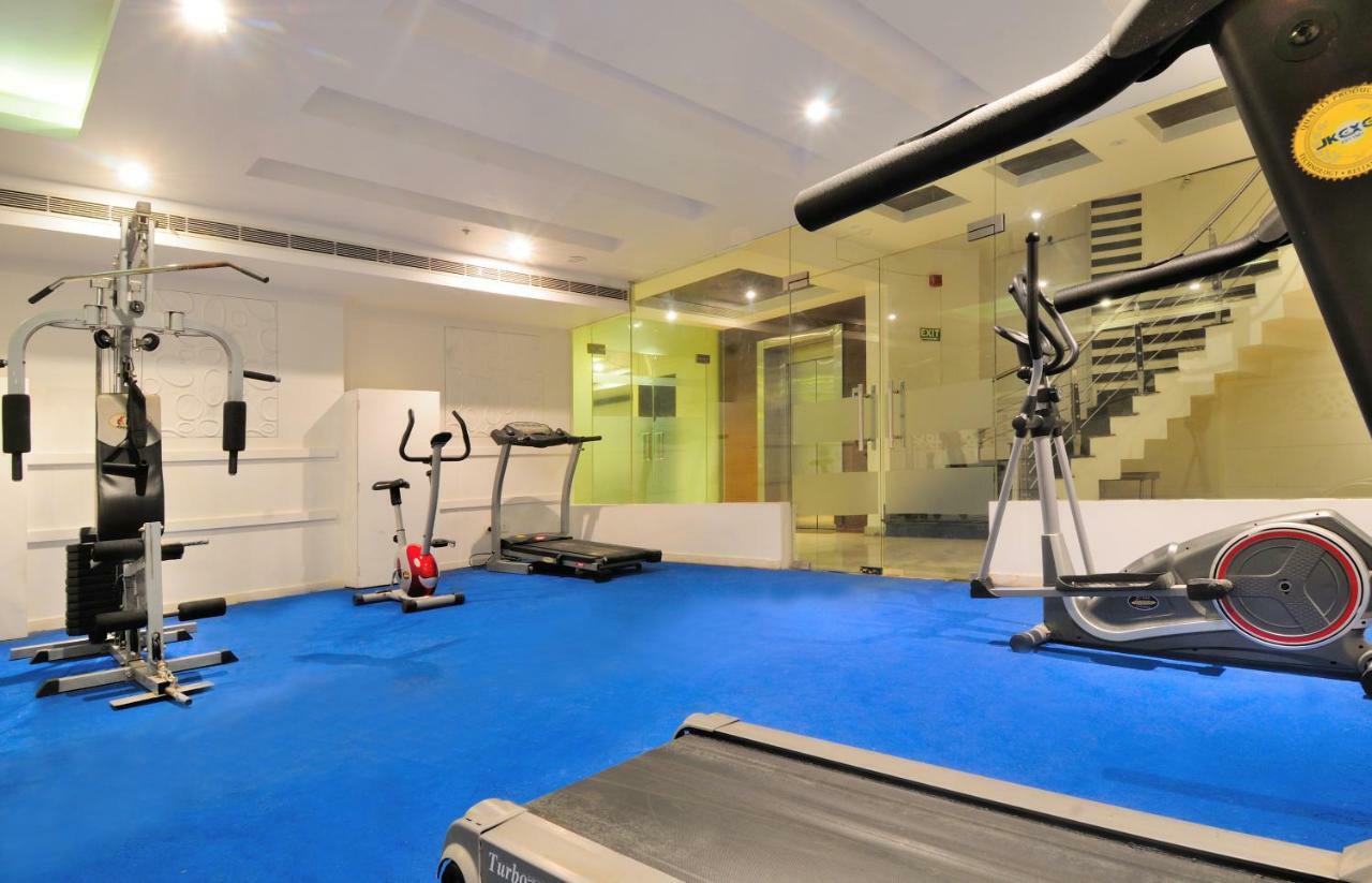 The Pearl Hotel New Delhi Extérieur photo